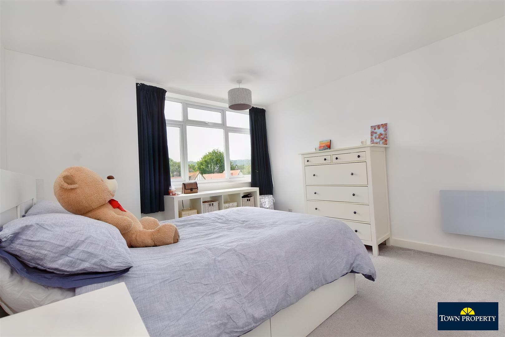 Property Details for Upperton Road Eastbourne BN21 1JS Town Property